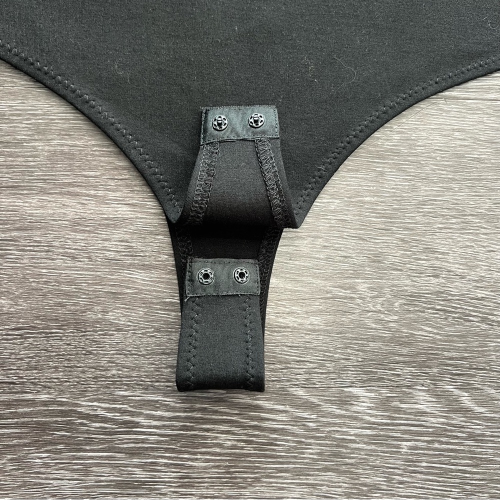 Veveret “Casual” Bodysuit - Picture 2 of 6